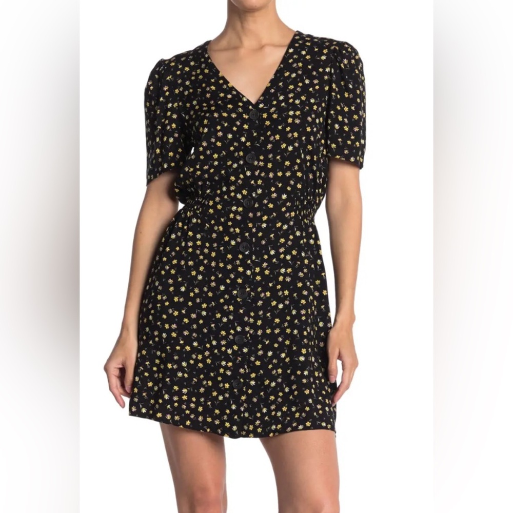 V-neck Short Sleeve Mini Dress In Black Floral